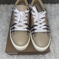 Burberry Women’s Shoes 