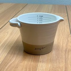 Stoneware Measuring Cup pitcher like new