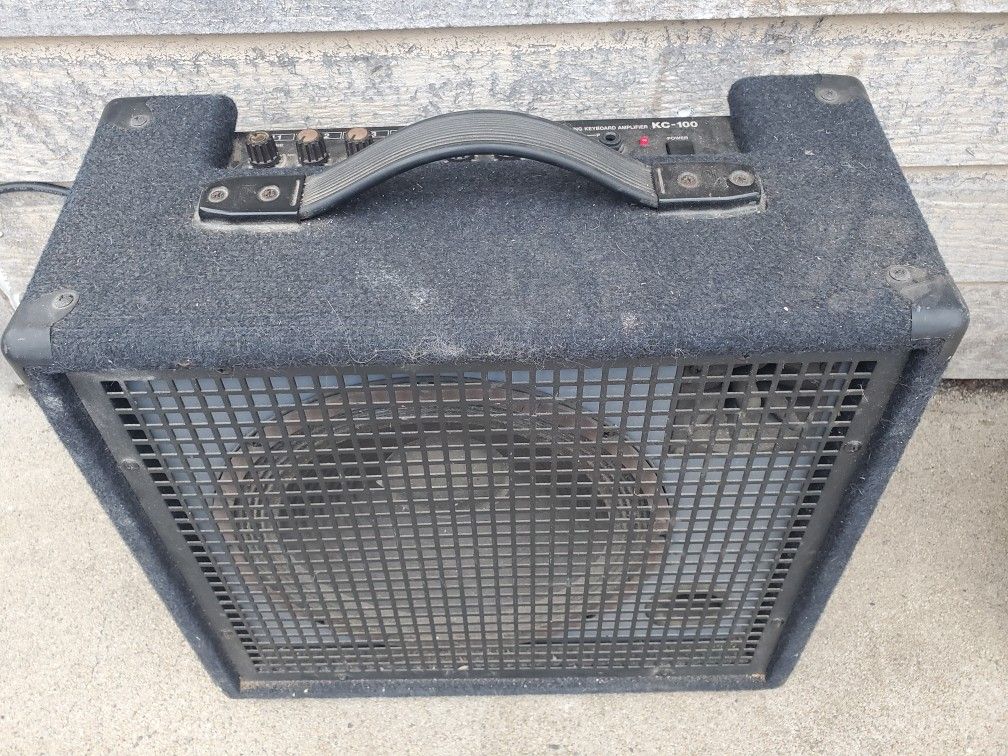 Roland Kc 100 Powers Up 