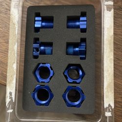 17mm Traxxas Blue Splined Wheel Hubs
