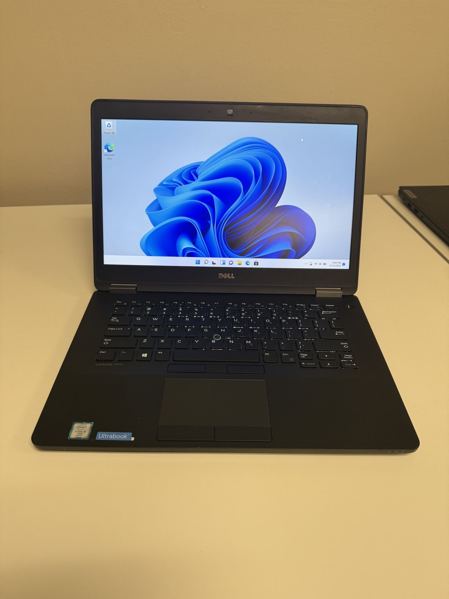 Dell Latitude E7470 14” Laptop Core i5 6300U 12gb RAM 256gb