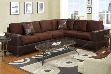 BEAUTIFUL AND CONTEMPORARY BRAND NEW SECTIONAL SOFA