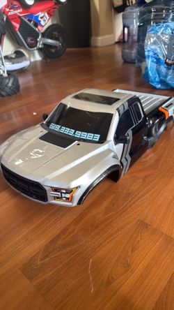 Traxxas slash 4x4/2wd body