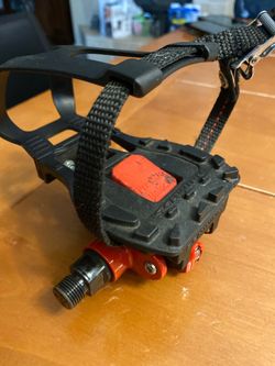 Schwinn racing pedals