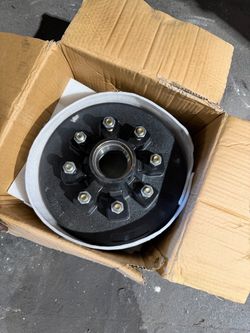 8 lug trailer hub