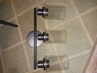 NEW GORGEOUS BLACK MATT GLASS BATH RM LITE FIXTURE 24 FIRM LOOK MY POST ALOT ITEMS