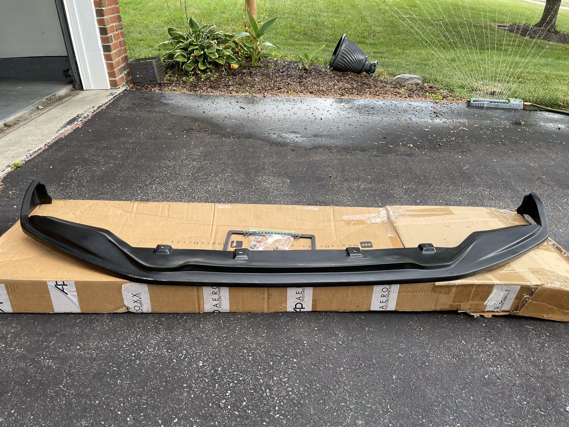Lexus GS Front Spoiler