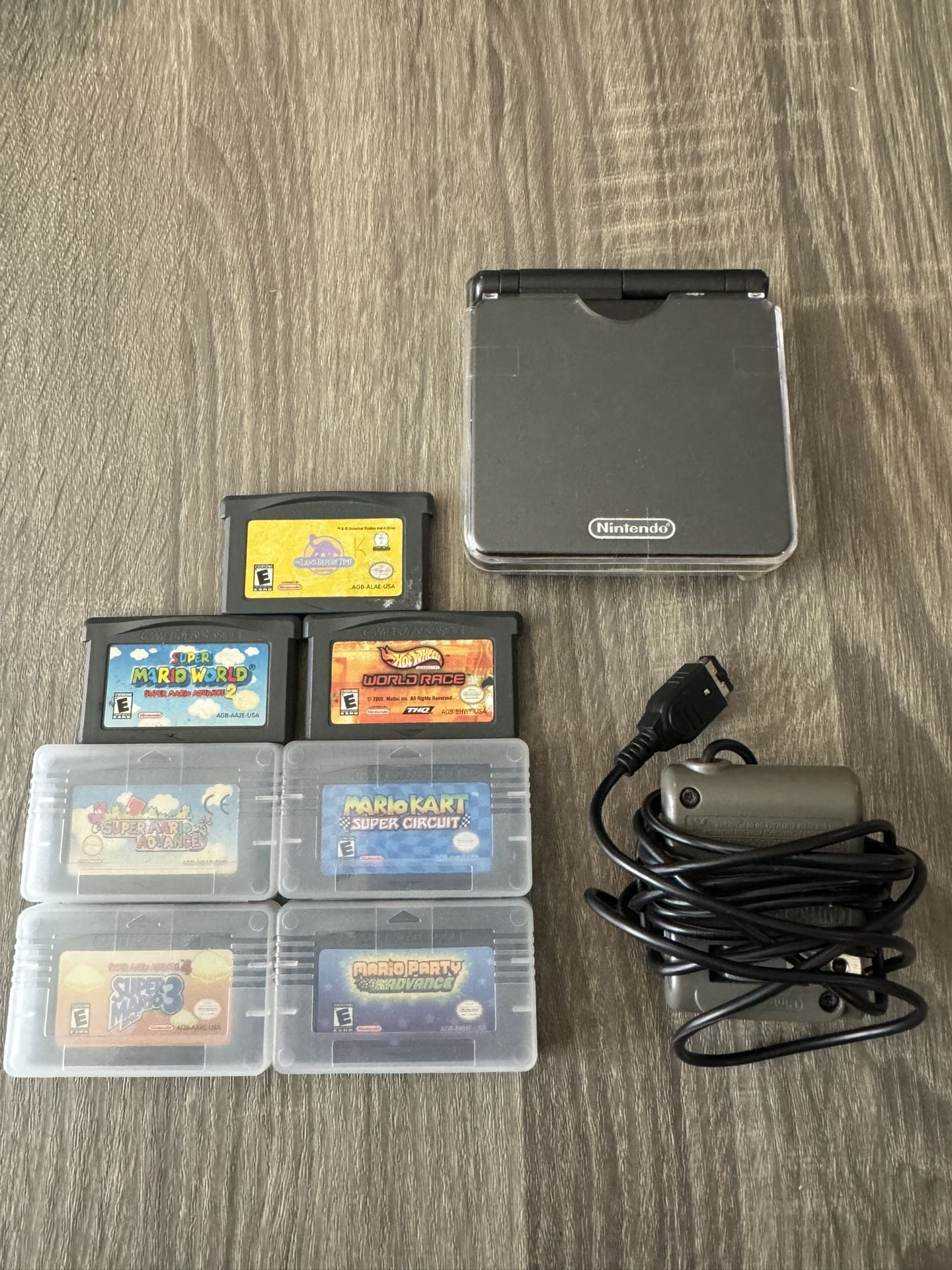 Gameboy Advance SP black bundle