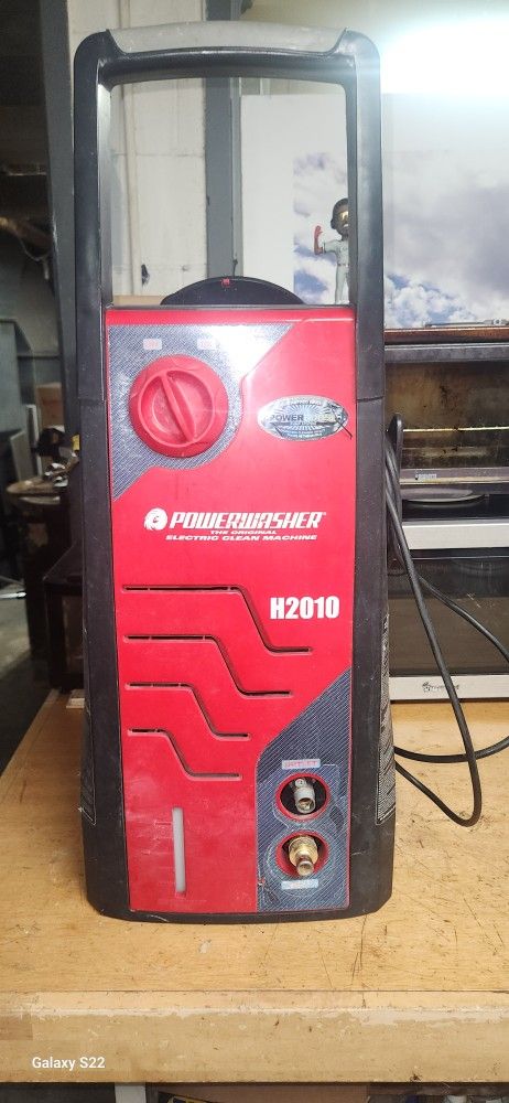 Powerwasher H2010 electric pressure washer