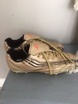 Men’s soccer cleats Sz 7.5