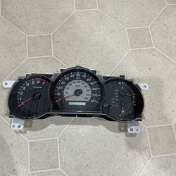 Toyota Tacoma Speedometer 