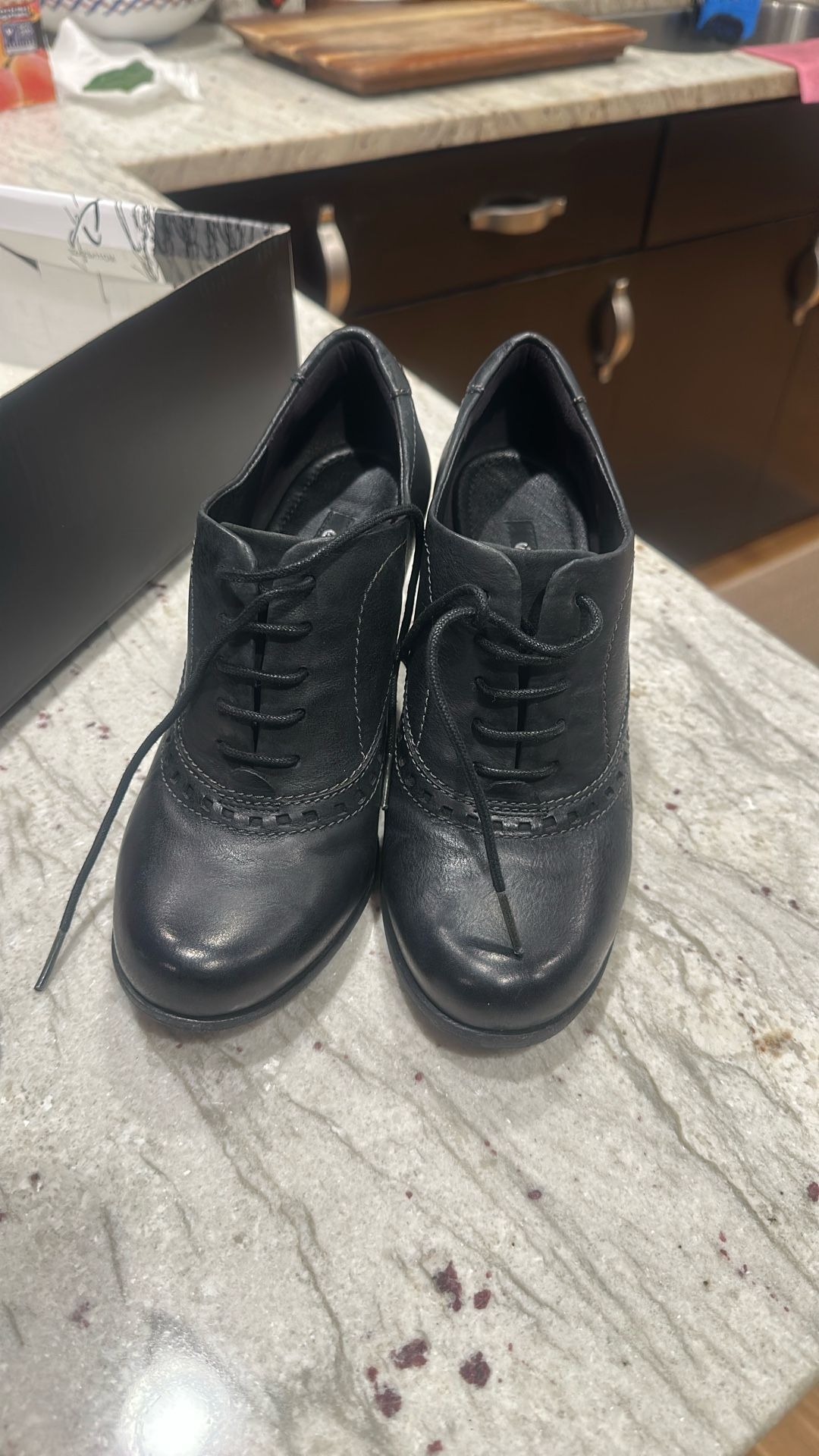 Leather Classic Shoes With Heels