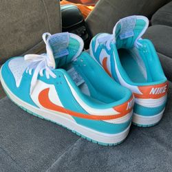 Nike Dunks