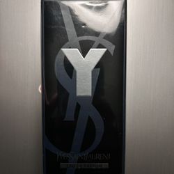 YVESSAINTLAURENT (YSL)