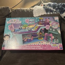 Gabby Dollhouse Cat-tasting Cruise Ship