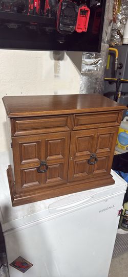 Jewelry box