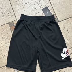 NWT Jordan boys Active shorts size M 10/12