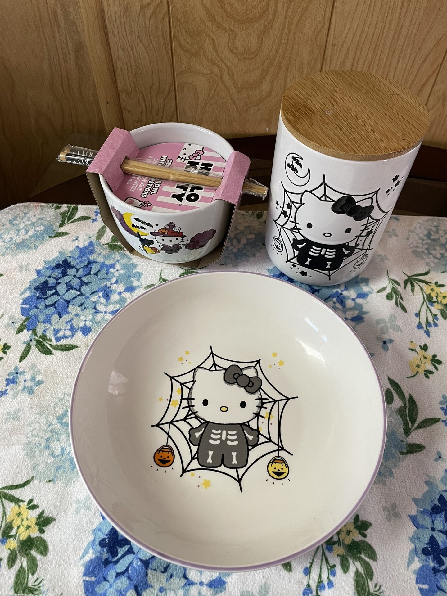 Hello Kitty Halloween Set