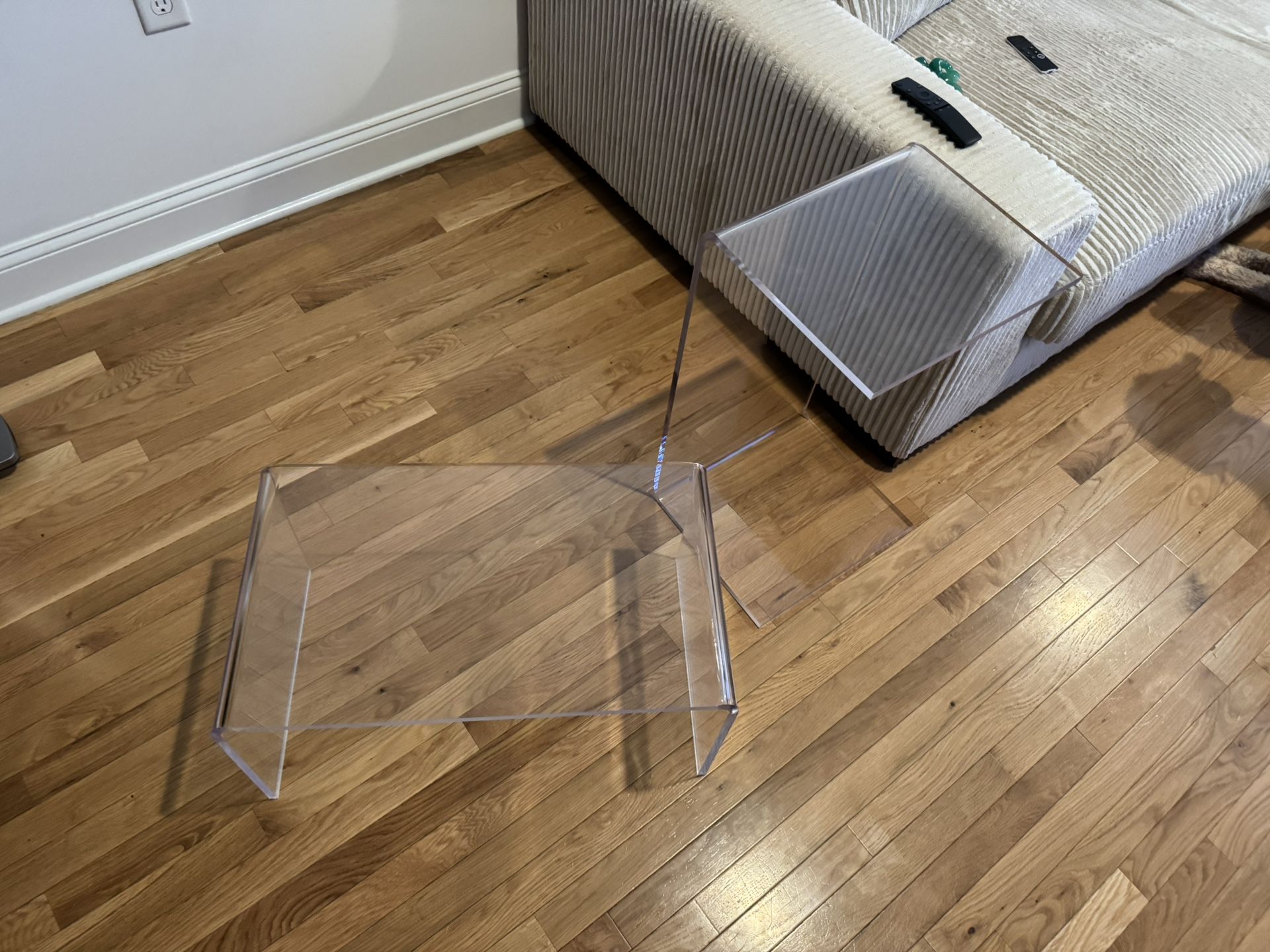 C Shape Sidetable/Coffeetable Pair