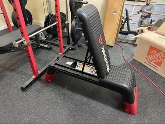 Reebok Professional Aerobics Deck Workout Step Bench Red