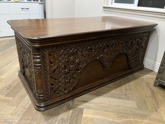 DESK