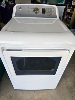 GE Electric Dryer Like New