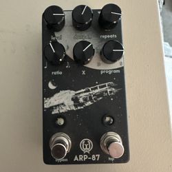 Walrus Audio ARP-87 MultiFunction Delay Guitar Effects 