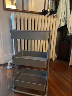 3 shelf storage