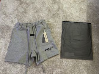 Fear of God Essentials Shorts Dark Oatmeal
