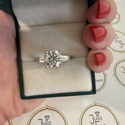 2.55ct G, VS2 Platinum Tapered Baguette Engagement Ring