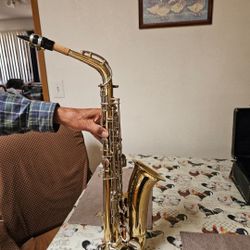 1968 Con Alt/ Alto Saxophone 