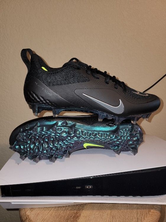 Nike Alpha Hurache Pro LaCrosse/football Cleats