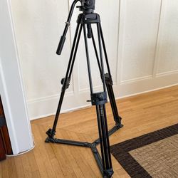 Manfrotto Pro Video Tripod With Quick-release Fluid Head
