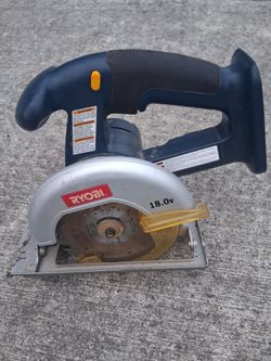 RYOBI SKILLSAW 18V BATTERY POWERED