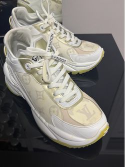Louis Vuitton LV Archlight Cream & Gold Sneakers