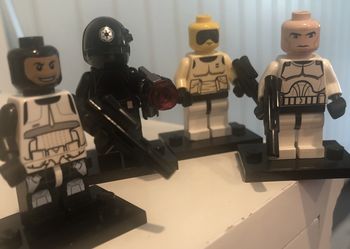 Lego Star Wars Troopers and Gunner sm Lot Minifigures