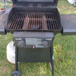 Char-Broil Grill 