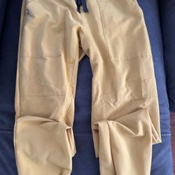 FIGS SCRUBS BOTTOM SIZE SMALL