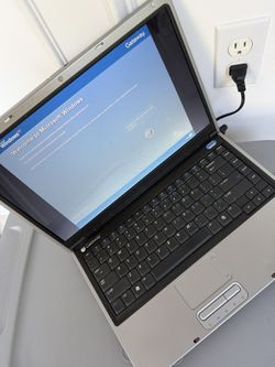 Gateway Laptop Silver 15” Screen 