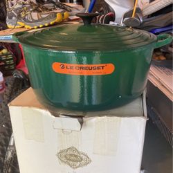 Le Creuset Huge 30 Cm Dutch Oven - New 
