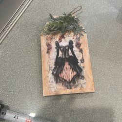 Christmas Gothic Dress Decor