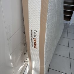 Queen Size Colchón/mattress, Box Springs And Metal Frame