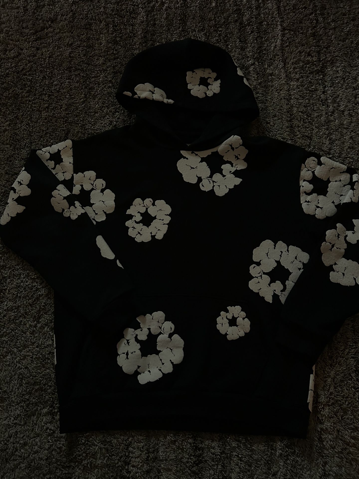 Black & White Denim Tear Size large