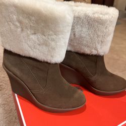 Brand New Coach Boots Size 5