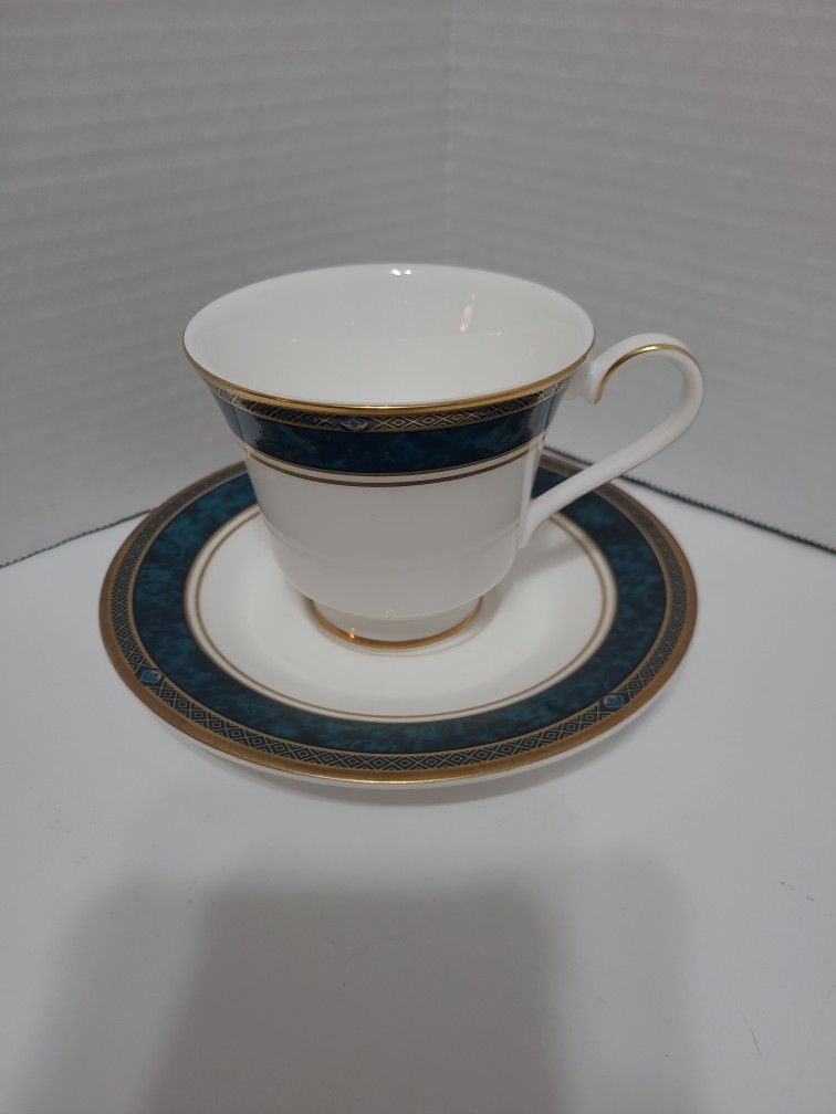 1990s Biltmore Royal Doulton Cup & Saucer