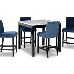 Cranderlyn Counter Height Dinning Table 