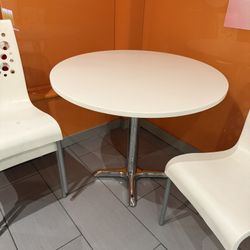 Commercial Table And Chairs 
