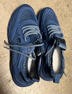 Men's shoes