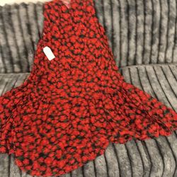 FREE WOMENS WEAR SIZE 1X & 2X