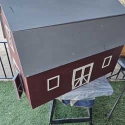 All Wood Real Looking Play Farm House Barn 🏠 